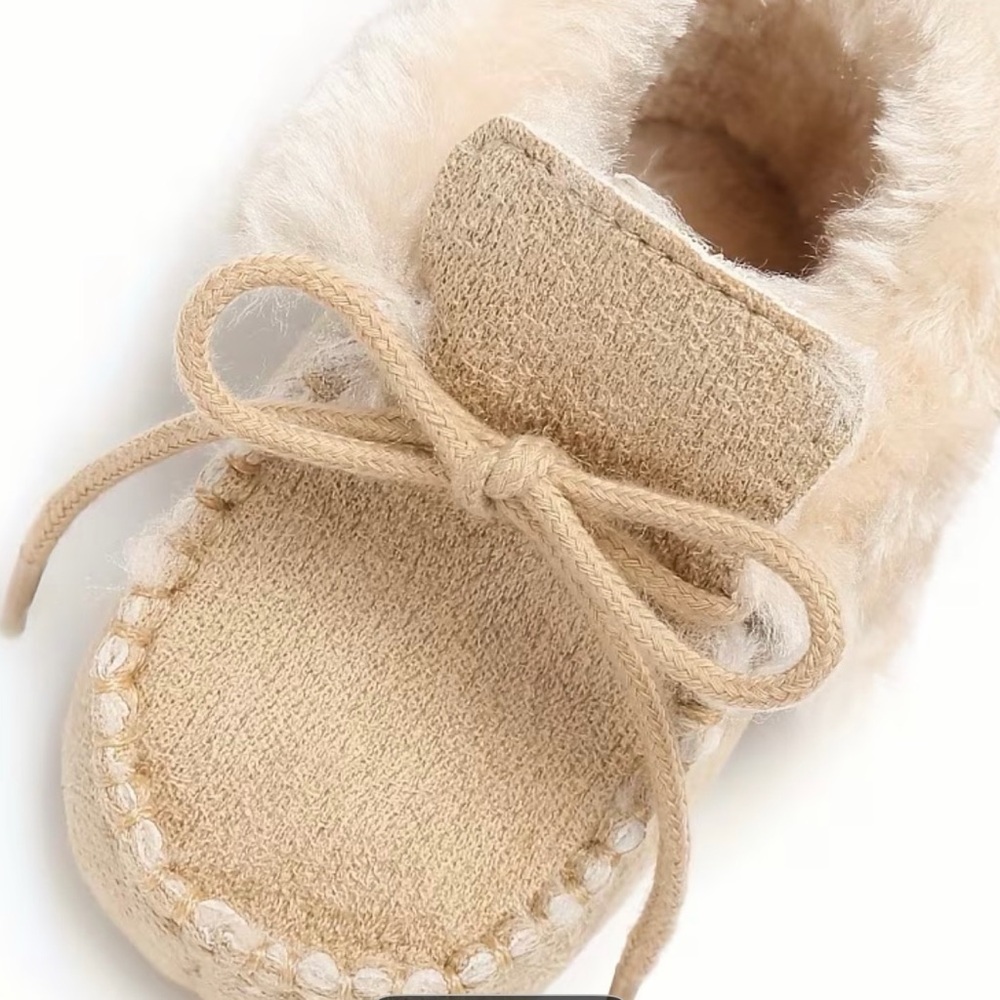 Cozy Tan Infant Baby Toddler Faux Fur Moccasins Slippers Shoes Sz 4.5 - Picture 7 of 10